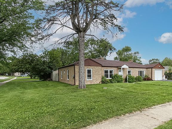 2nd image of 302 Behm Dr