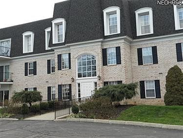1st image of 2021 King James Pkwy APT 221