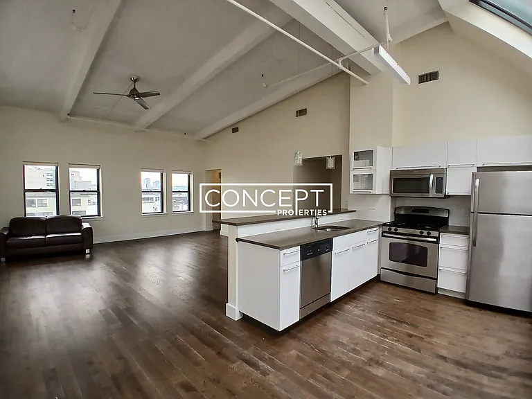 1126-1128 Boylston St #701 — Photo 1