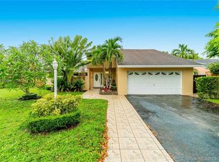 12241 SW 93rd St, Miami, FL 33186