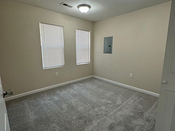 3rd image of 2673 S Holyoke St #2675