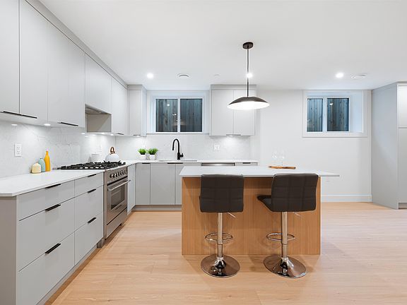 5th image of 4855 Venables St #1
