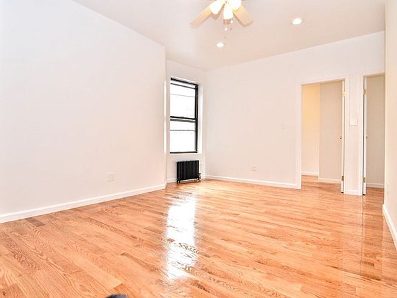 4th image of 40 W 127th St APT 25