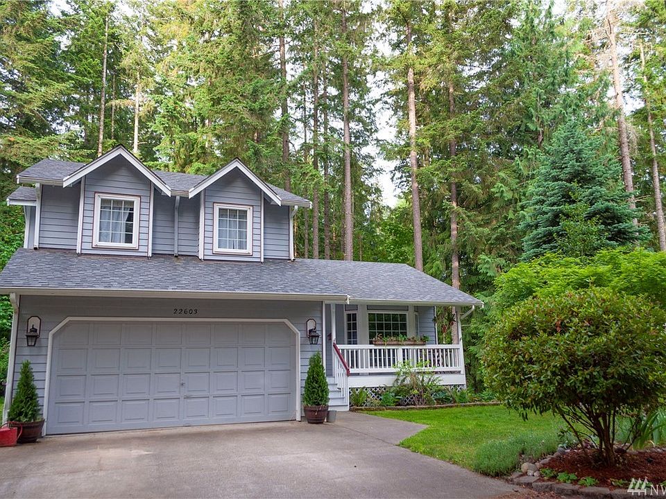 1st image of 22603 Brookside Ct SE