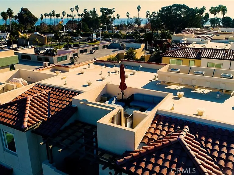 2869 Doheny Way — Photo 33
