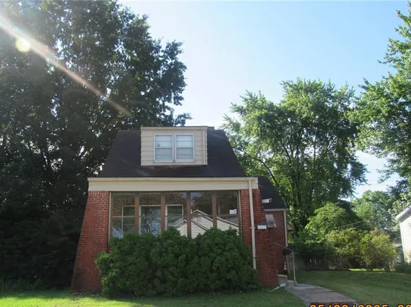 1210 N Church St, Belleville, IL 62221