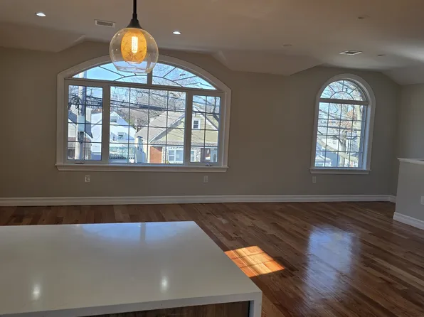 133-23 146th St #2, Jamaica, NY 11436