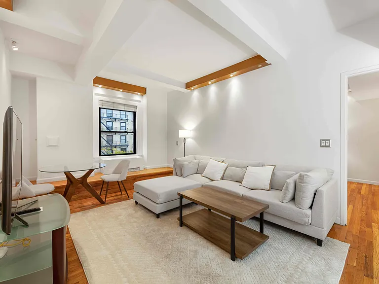 145 W 58th St #2K — Photo 1