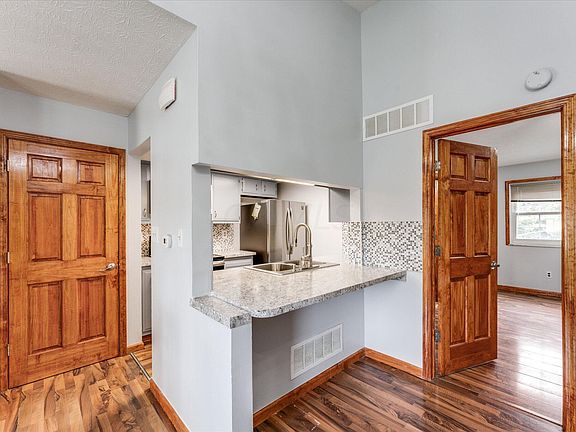 4th image of 2999 Essington Dr