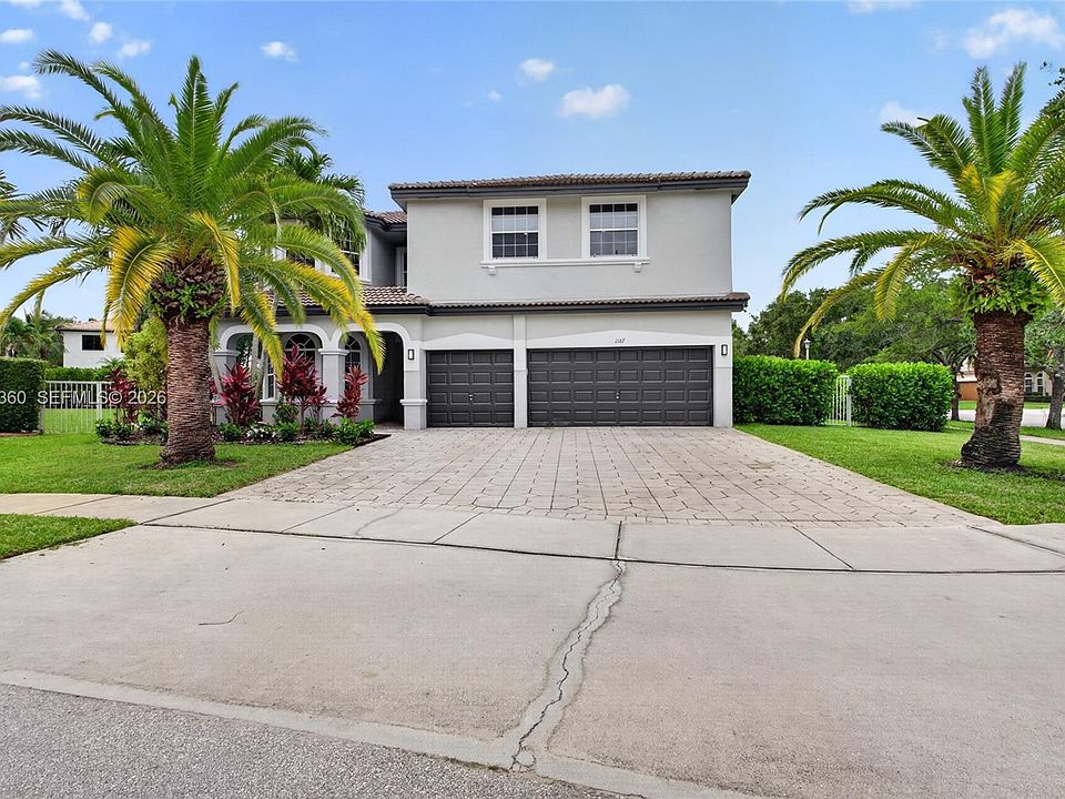 1st image of 2167 SW 176th Ter