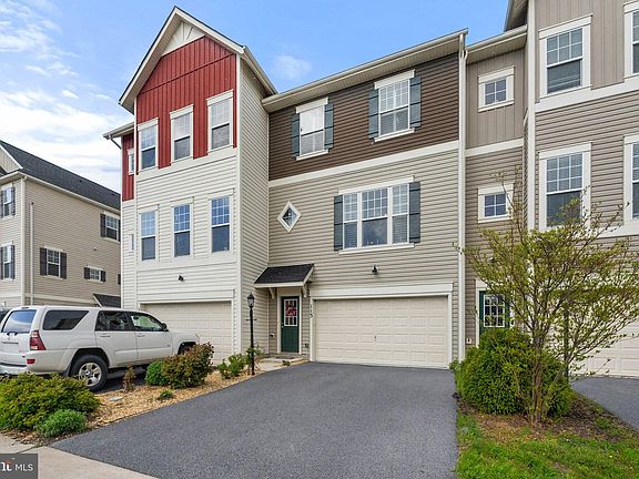 2nd image of 113 Blackford Dr
