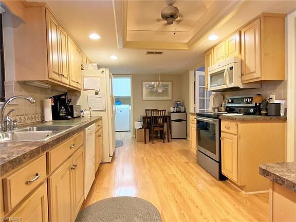 3rd image of 5654 Baden Ct #1302