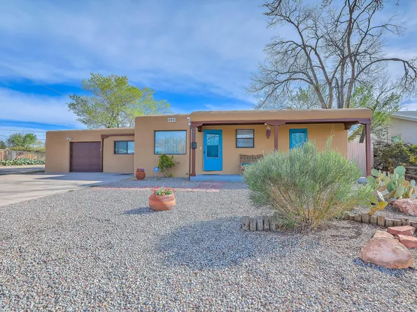 5420 Mountain Rd NE, Albuquerque, NM 87110