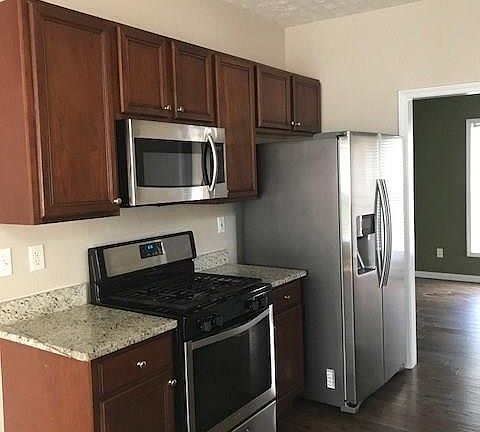 3rd image of 1285 Cedar Oak Ln