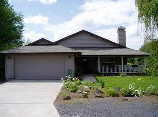 20819 Solstice Dr, Bend, OR 97703
