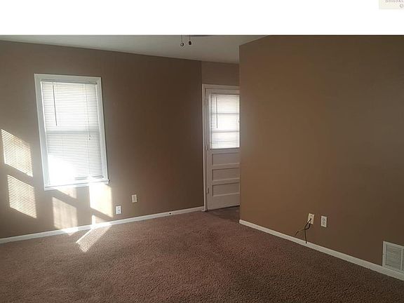2nd image of 8541 Grandview Ave