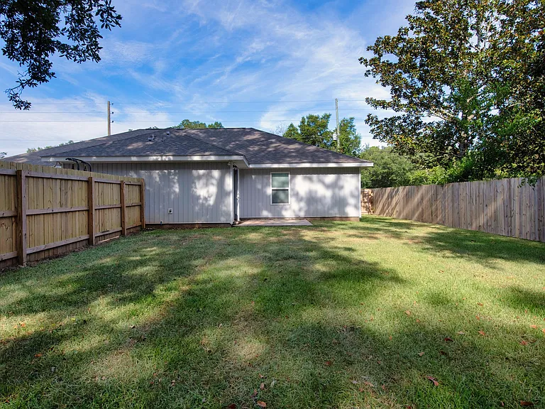 8154 Lawton St #B — Photo 22