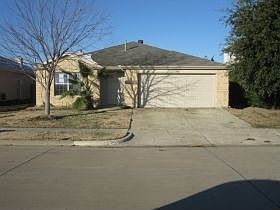 1st image of 305 Lakehurst Dr