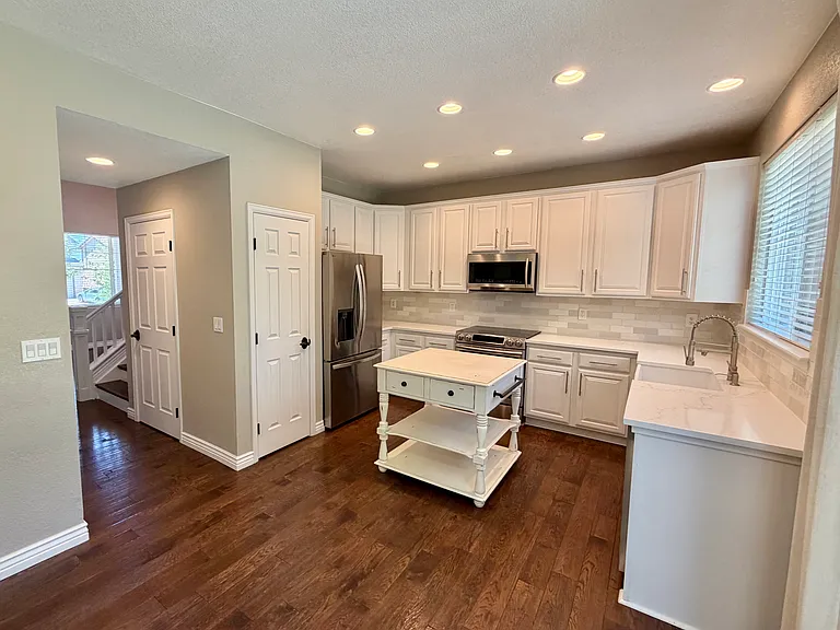 6880 S Algonquian Ct — Photo 4