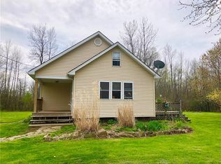 3846 Eddy Rd, Williamson, NY 14589