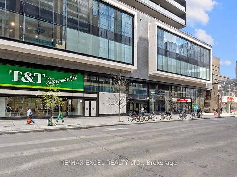 20 Edward St #1706 — Photo 10