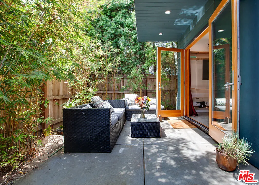 1 bed, 1.5 bath, 760 sqft, $3,950 — Photo 3