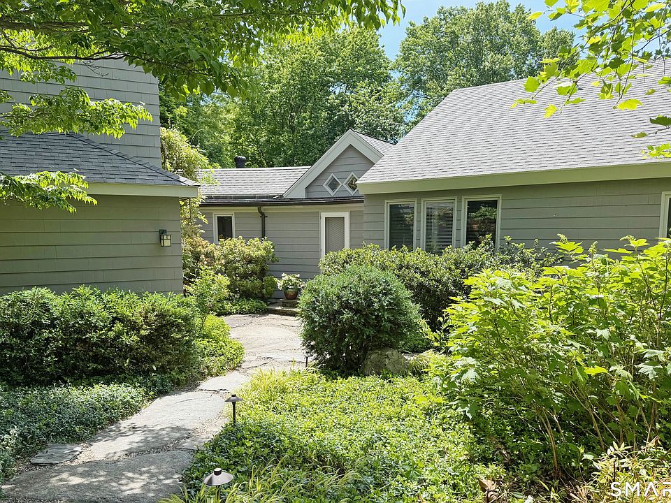 1st image of 235 Middle Haddam Road