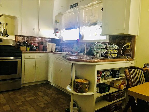 4th image of 5336 Jerri Ln