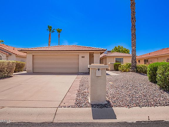 3rd image of 26217 S SHERBROOK Drive