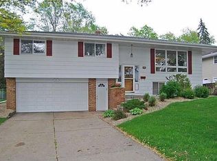 1212 Allen Ave, West St Paul, MN 55118
