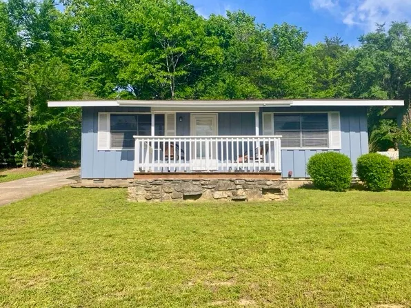 35 E Lakeshore Dr, Cherokee Village, AR 72529