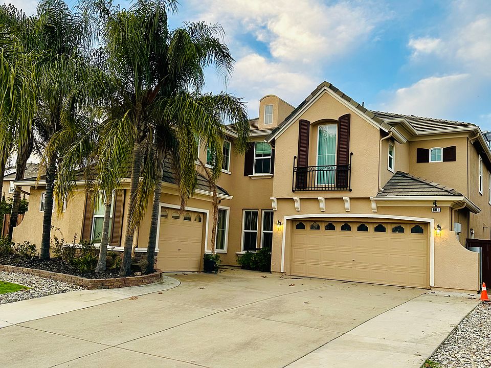 1st image of 601 Barranca Ct