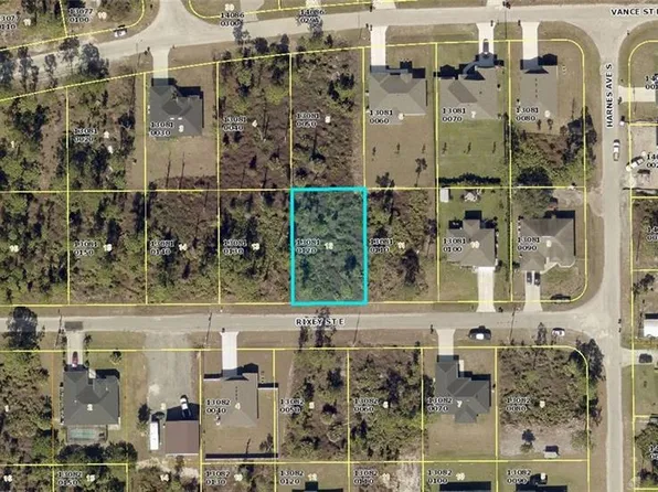 831 Rixey ST E, LEHIGH ACRES, FL 33974