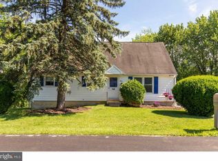 702 W 6th Ave, Parkesburg, PA 19365