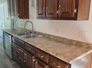 23 Highland St, Exeter, NH 03833