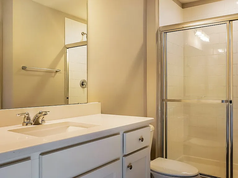 544 Landing View Dr — Photo 16