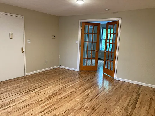 Rented by Owner | media 18