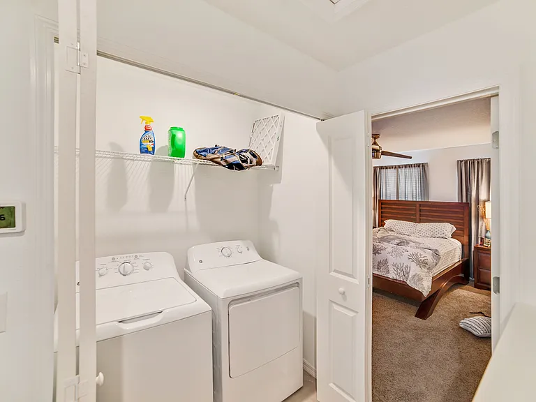 6362 Fairmont Ln — Photo 13