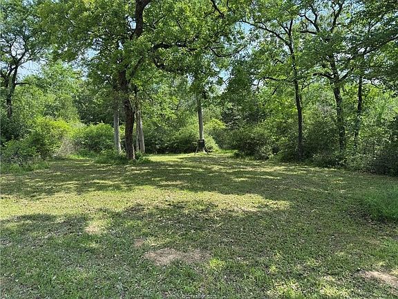 4th image of 18242 Old Bundick Rd