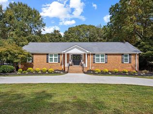 903 Plantation Dr, Simpsonville, SC 29681
