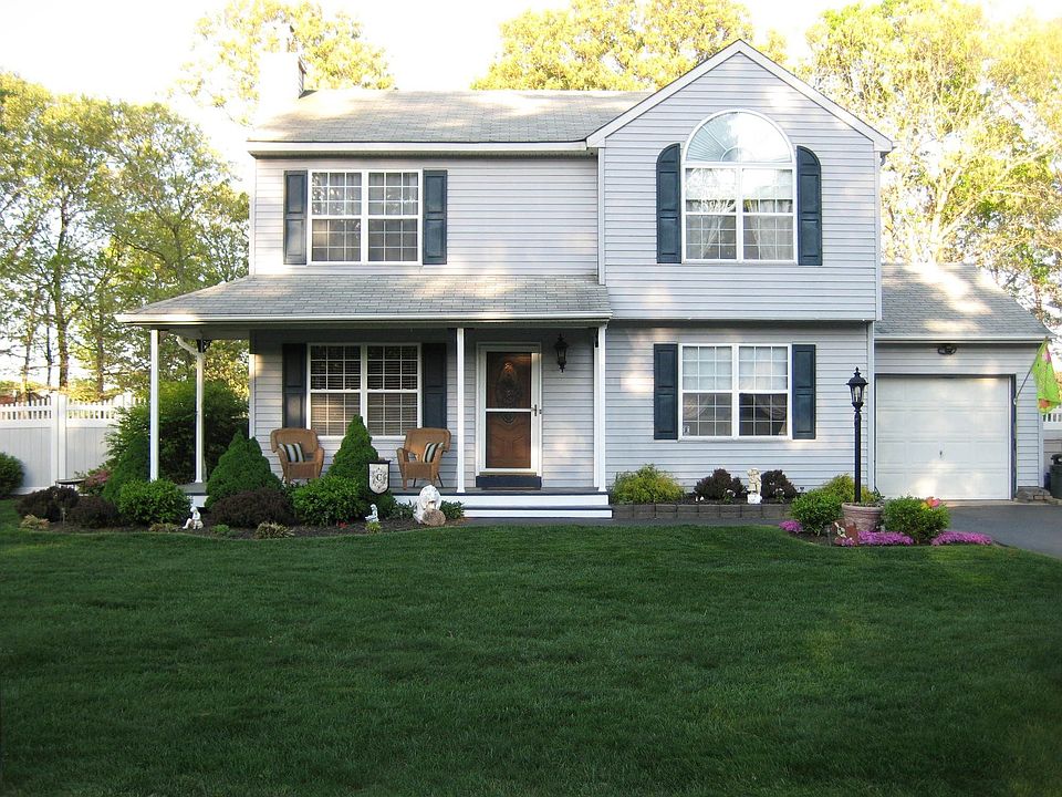 1st image of 31 Forest Ave