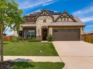 1517 Pierce St, Waxahachie, TX 75165