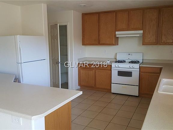 3rd image of 6444 Lovett Canyon St