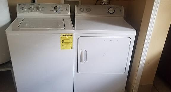 5th image of 4871 Alsace St
