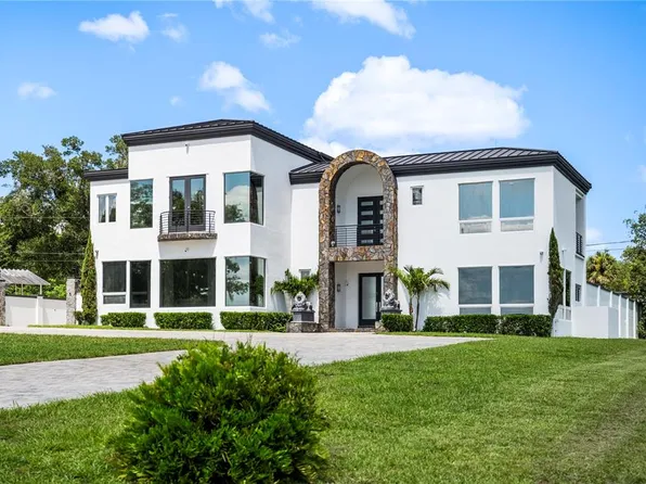 736 Lake Winnemissett Dr, Deland, FL 32724