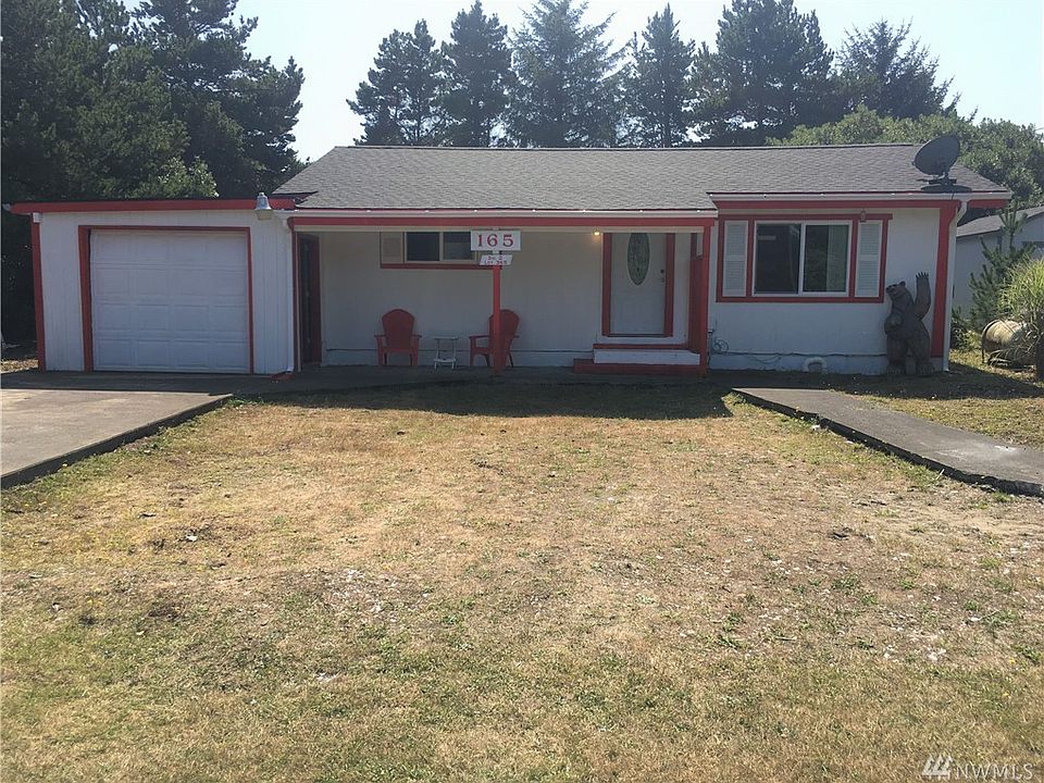 1st image of 165 Pacific Blvd NW