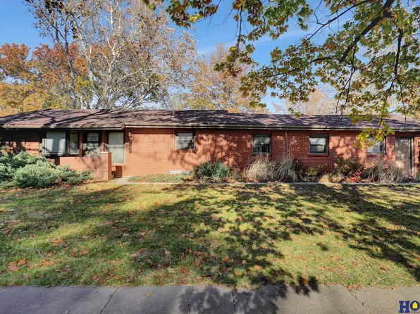 7140 Vine St, Lincoln, NE 68505