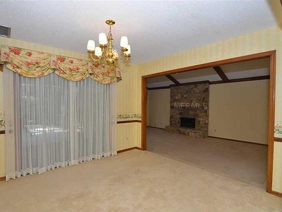 5th image of 403 Blue Lake Dr