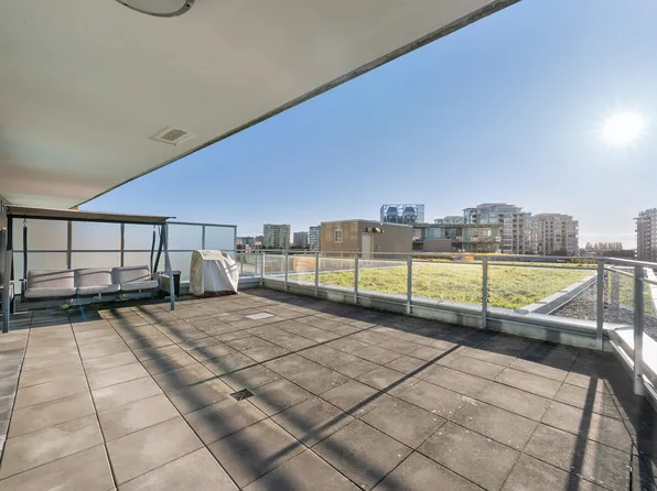 7708 Alderbridge Way #802, Richmond, BC V6X 0B6