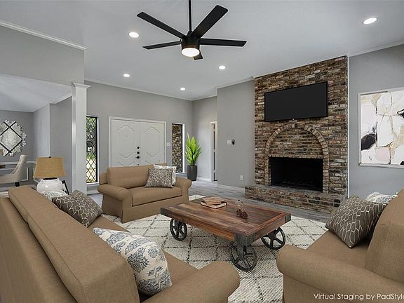 4th image of 4130 Briargrove Ln